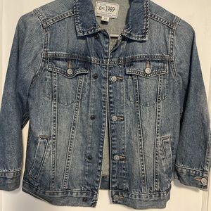 Children’s Place classic denim jacket 5/6